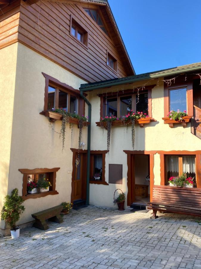 Privat Domino Hotell Ždiar Eksteriør bilde